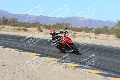 media/Jan-13-2025-Ducati Revs (Mon) [[8d64cb47d9]]/3-B Group/Session 3 (Turn 7 Inside)/